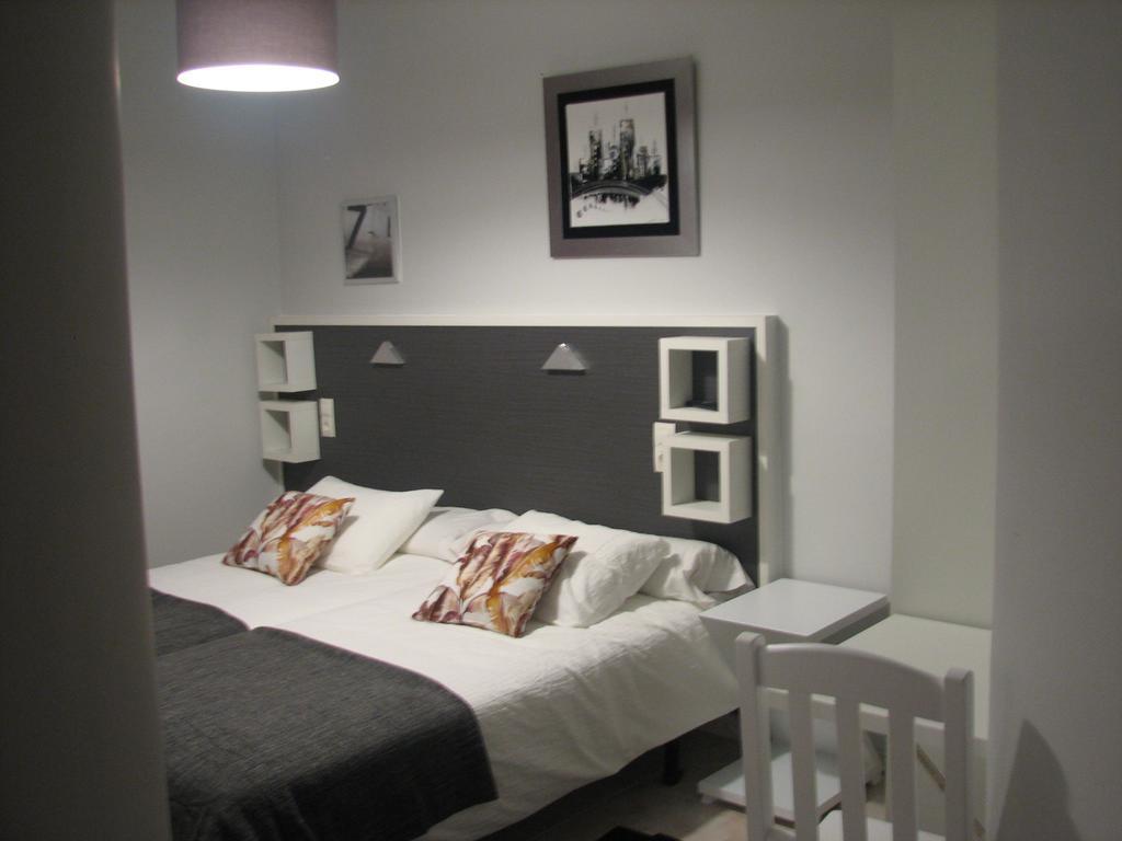 Hostal Meson Do Loyo Portomarin Room photo